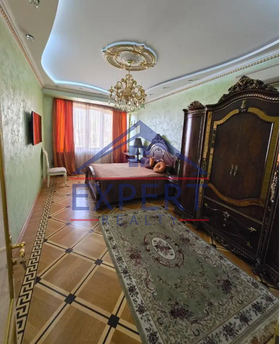 ԿԵՆՏՐՈՆ, ՏԵՐՅԱՆ ՓՈՂՈՑ, 3 ՍԵՆՅԱԿ