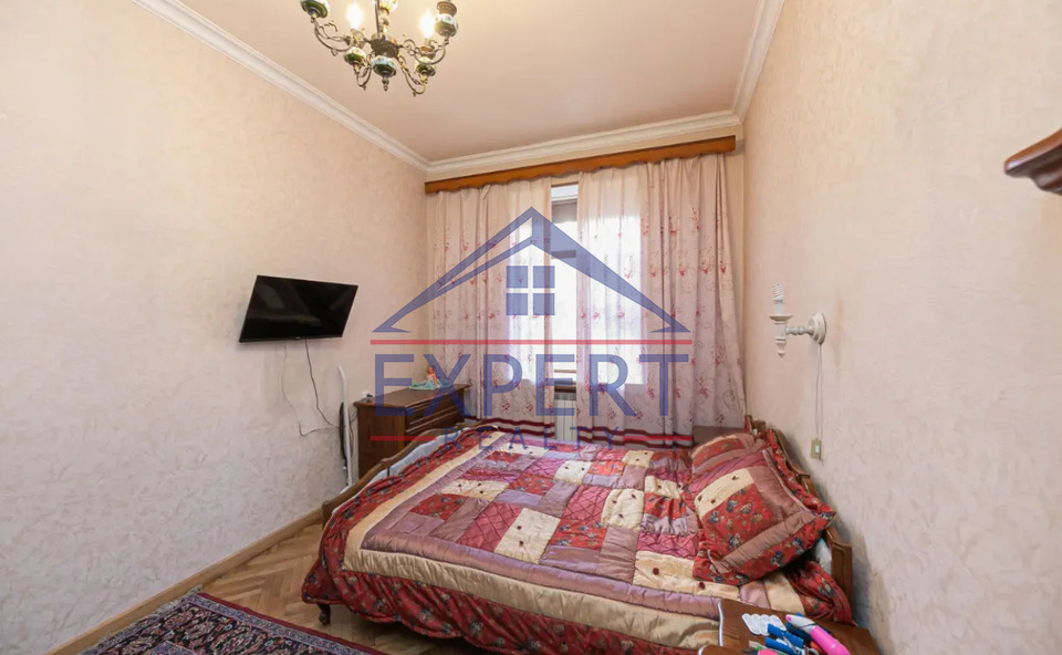 ԿԵՆՏՐՈՆ, ՄՈՍԿՈՎՅԱՆ ՓՈՂՈՑ, 3 ՍԵՆՅԱԿ