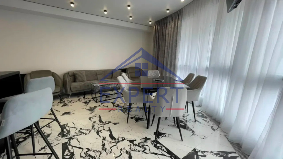 ԿԵՆՏՐՈՆ, ԱՐՇԱԿՈՒՆՅԱՑ ՊՈՂՈՏԱ, 3 ՍԵՆՅԱԿ