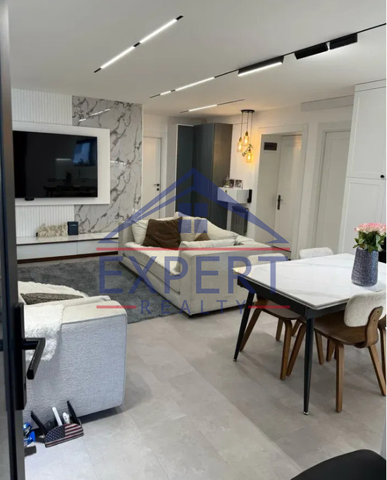 ԿԵՆՏՐՈՆ, ՀԱՆՐԱՊԵՏՈՒԹՅԱՆ ՓՈՂՈՑ, 3 ՍԵՆՅԱԿ