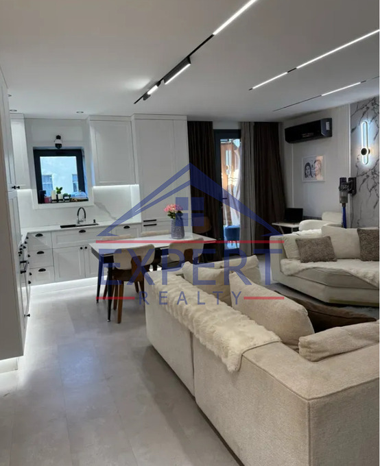 ԿԵՆՏՐՈՆ, ՀԱՆՐԱՊԵՏՈՒԹՅԱՆ ՓՈՂՈՑ, 3 ՍԵՆՅԱԿ