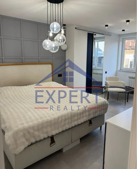 ԿԵՆՏՐՈՆ, ՀԱՆՐԱՊԵՏՈՒԹՅԱՆ ՓՈՂՈՑ, 3 ՍԵՆՅԱԿ