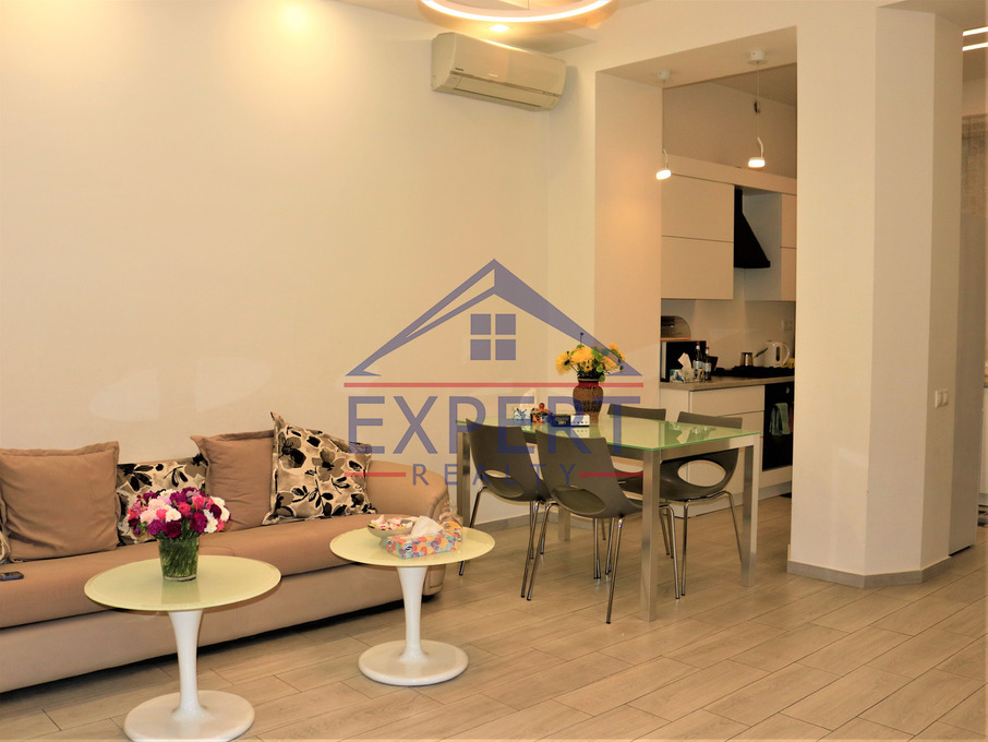 ԿԵՆՏՐՈՆ, ՏԵՐՅԱՆ ՓՈՂՈՑ, 3 ՍԵՆՅԱԿ