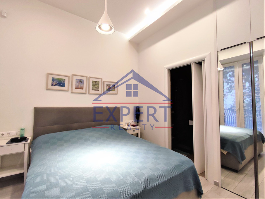 ԿԵՆՏՐՈՆ, ՏԵՐՅԱՆ ՓՈՂՈՑ, 3 ՍԵՆՅԱԿ