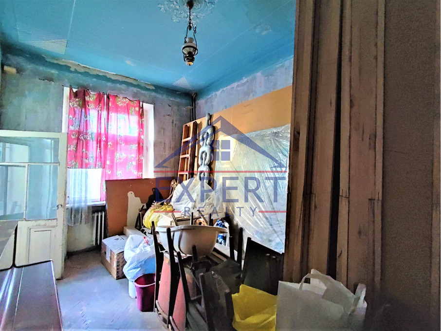 ԿԵՆՏՐՈՆ, ՏԵՐՅԱՆ ՓՈՂՈՑ, 3 ՍԵՆՅԱԿ