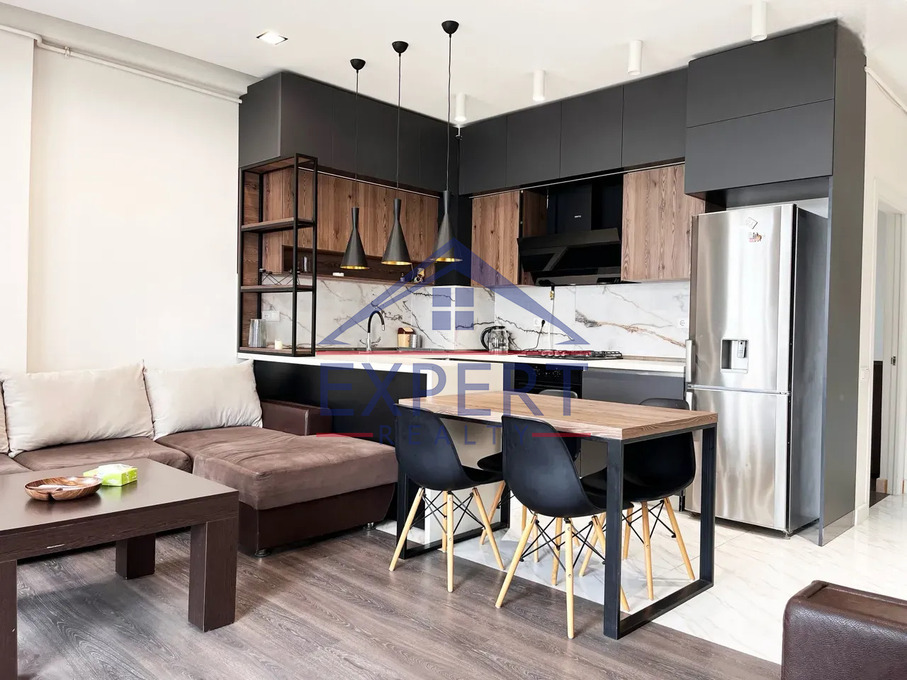 ԴԱՎԹԱՇԵՆ, ՏԻԳՐԱՆ ՊԵՏՐՈՍՅԱՆ ՓՈՂՈՑ, 3 ՍԵՆՅԱԿ