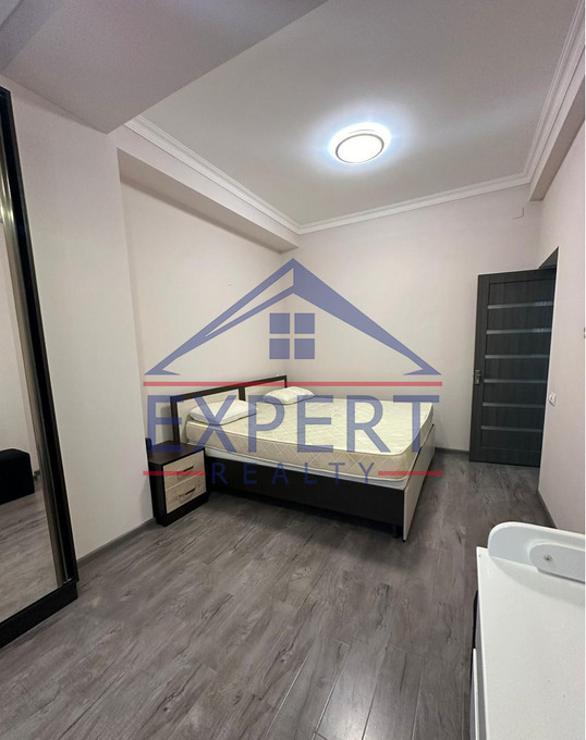 ԱՐԱԲԿԻՐ, ԱԴՈՆՑԻ ՓՈՂՈՑ, 2 ՍԵՆՅԱԿ