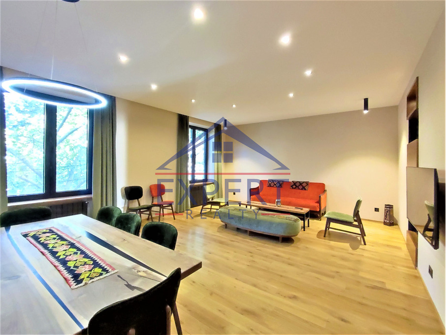 ԿԵՆՏՐՈՆ, ՍԱՅԱԹ ՆՈՎԱ ՊՈՂՈՏԱ, 3 ՍԵՆՅԱԿ