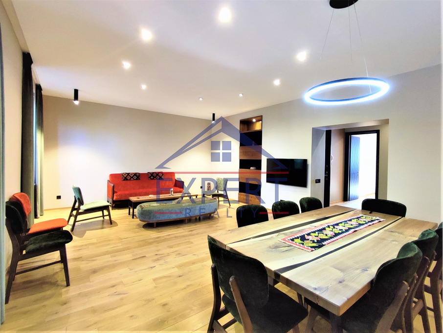 ԿԵՆՏՐՈՆ, ՍԱՅԱԹ ՆՈՎԱ ՊՈՂՈՏԱ, 3 ՍԵՆՅԱԿ