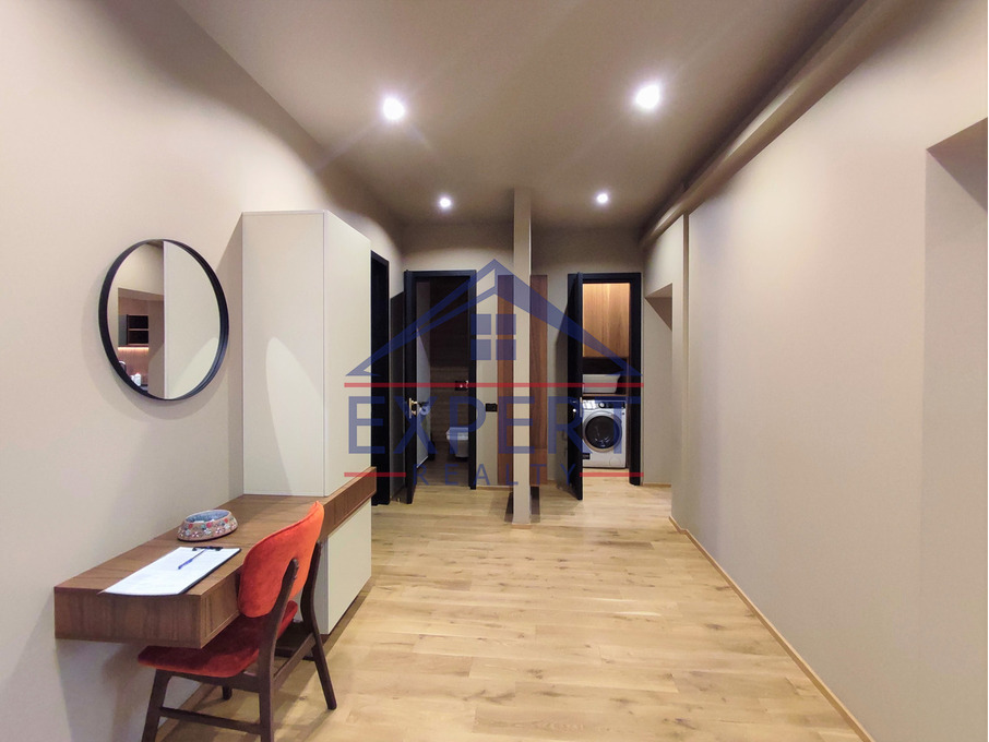 ԿԵՆՏՐՈՆ, ՍԱՅԱԹ ՆՈՎԱ ՊՈՂՈՏԱ, 3 ՍԵՆՅԱԿ