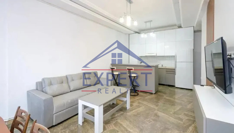 ԿԵՆՏՐՈՆ, ՄԱՇՏՈՑԻ ՊՈՂՈՏԱ, 2 ՍԵՆՅԱԿ