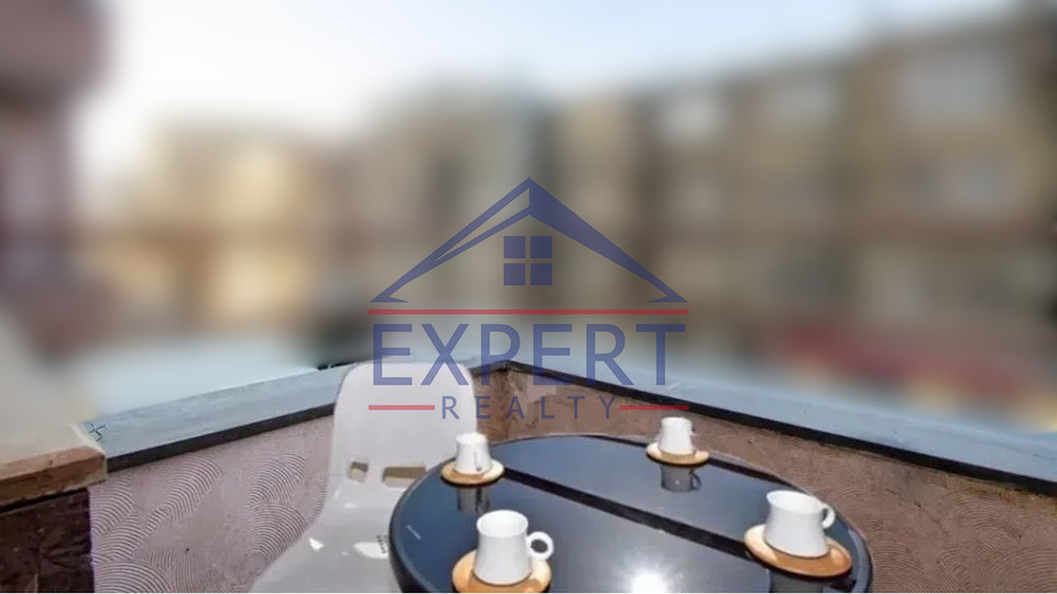 ԿԵՆՏՐՈՆ, ՄԱՇՏՈՑԻ ՊՈՂՈՏԱ, 2 ՍԵՆՅԱԿ