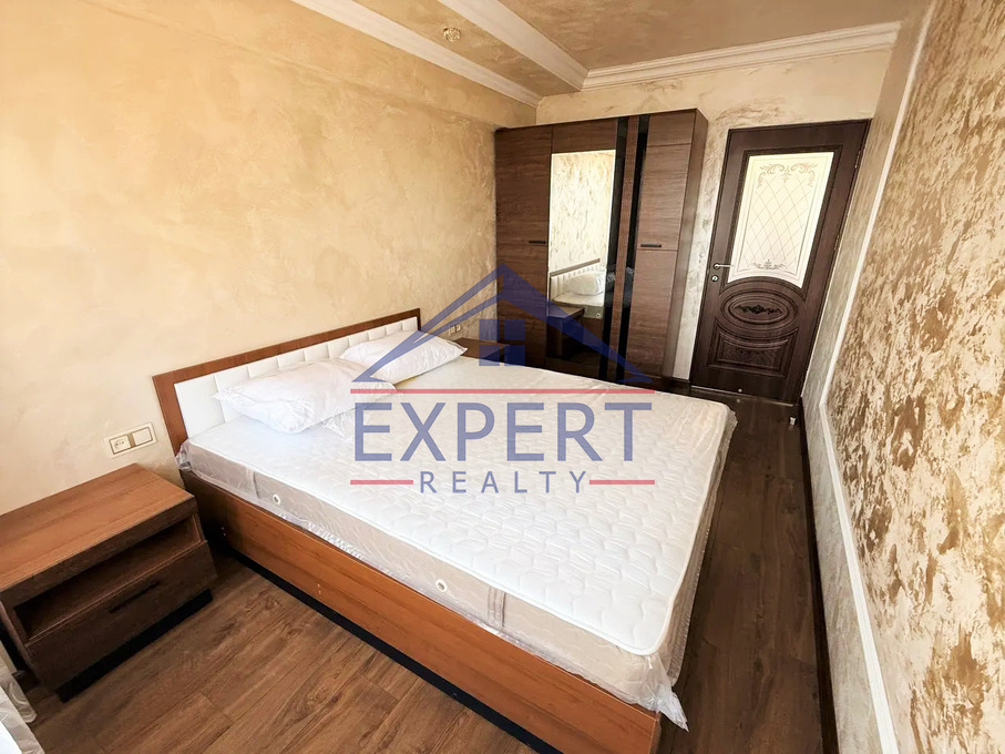 ԱՐԱԲԿԻՐ, ՕՐԲԵԼԻ ԵՂԲԱՅՐՆԵՐԻ ՓՈՂՈՑ, 3 ՍԵՆՅԱԿ