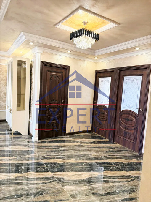 ԱՐԱԲԿԻՐ, ՕՐԲԵԼԻ ԵՂԲԱՅՐՆԵՐԻ ՓՈՂՈՑ, 3 ՍԵՆՅԱԿ