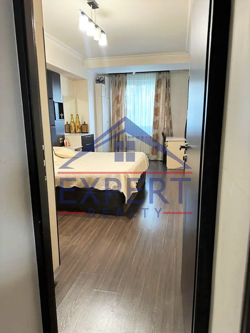 ԿԵՆՏՐՈՆ, ՏԻԳՐԱՆ ՄԵԾԻ ՊՈՂՈՏԱ, 3 ՍԵՆՅԱԿ