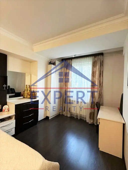 ԿԵՆՏՐՈՆ, ՏԻԳՐԱՆ ՄԵԾԻ ՊՈՂՈՏԱ, 3 ՍԵՆՅԱԿ