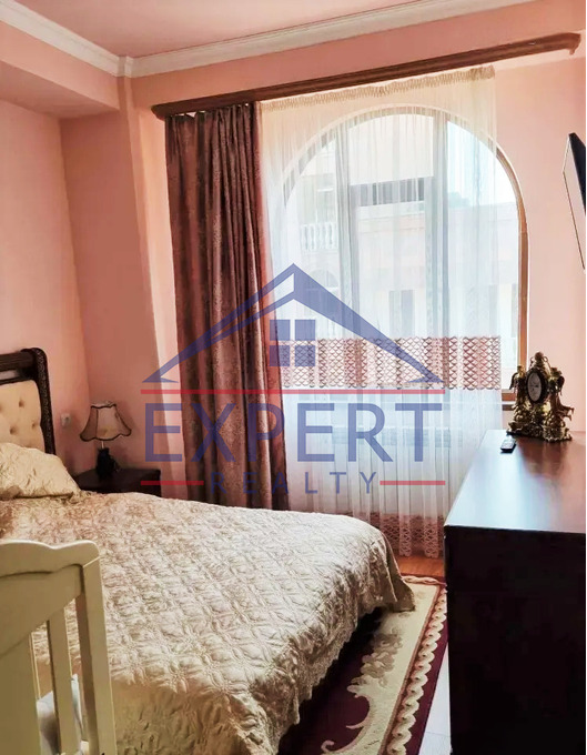 ԱՐԱԲԿԻՐ, ԱԴՈՆՑԻ ՓՈՂՈՑ, 4 ՍԵՆՅԱԿ