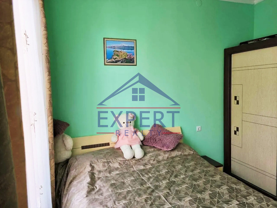 ԱՐԱԲԿԻՐ, ԱԴՈՆՑԻ ՓՈՂՈՑ, 4 ՍԵՆՅԱԿ