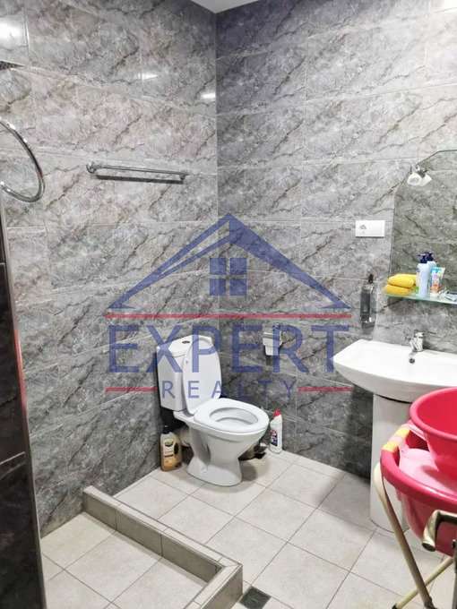 ԱՐԱԲԿԻՐ, ԱԴՈՆՑԻ ՓՈՂՈՑ, 4 ՍԵՆՅԱԿ