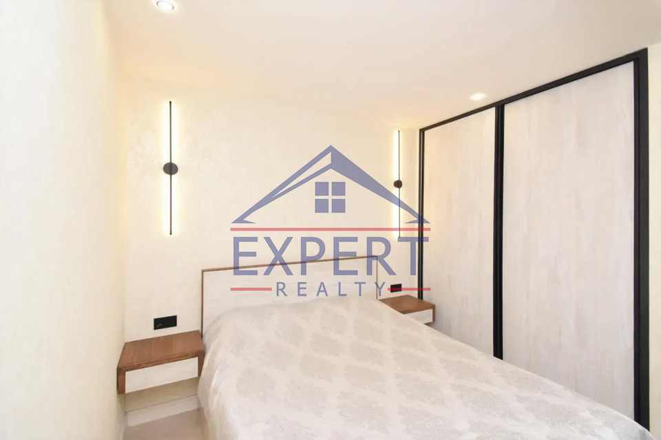 ԱՐԱԲԿԻՐ, ԱՐԱՄ ԽԱՉԱՏՐՅԱՆ ՓՈՂՈՑ, 2 ՍԵՆՅԱԿ