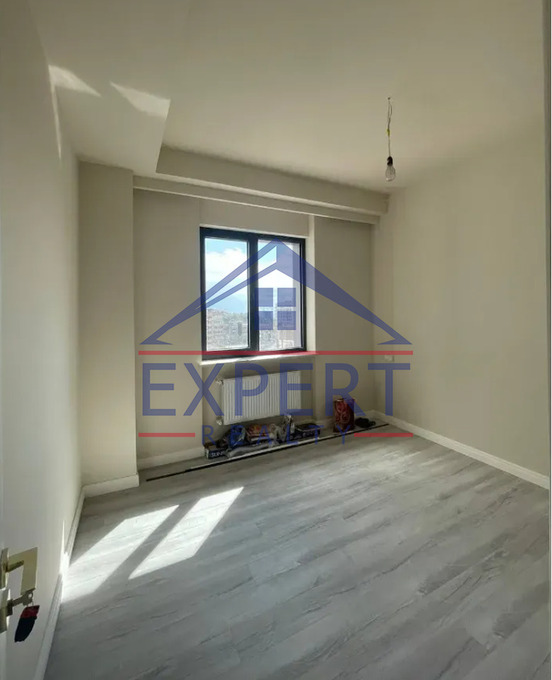 ԱՐԱԲԿԻՐ, ԲԱՂՐԱՄՅԱՆ ՊՈՂՈՏԱ, 3 ՍԵՆՅԱԿ