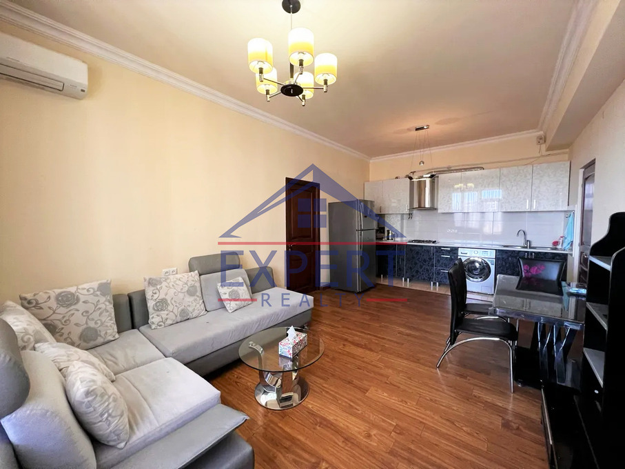 ԿԵՆՏՐՈՆ, ԱՐԳԻՇՏԻԻ ՓՈՂՈՑ, 3 ՍԵՆՅԱԿ