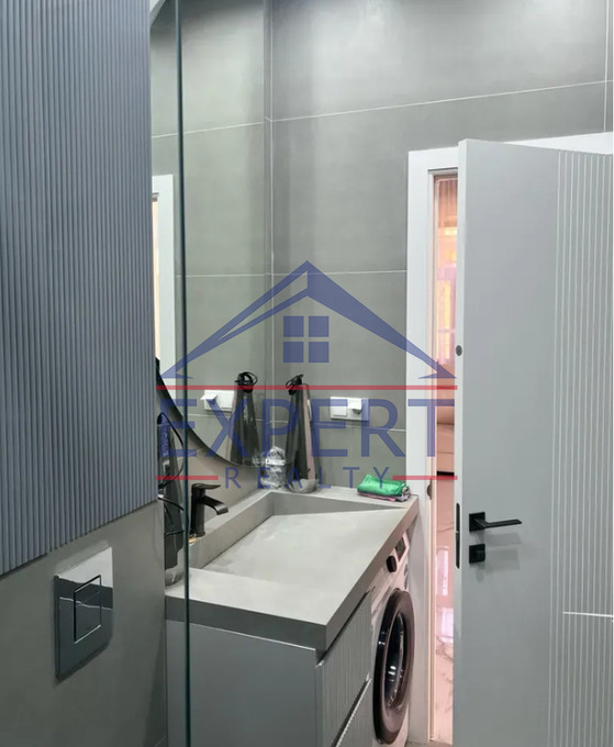 ԿԵՆՏՐՈՆ, ՄՈՍԿՈՎՅԱՆ  ՓՈՂՈՑ, 1 ՍԵՆՅԱԿ