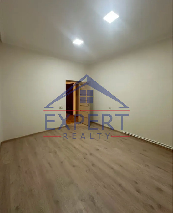 ԿԵՆՏՐՈՆ, ԽՈՐԵՆԱՑՈՒ ՓՈՂՈՑ, 160ՔՄ