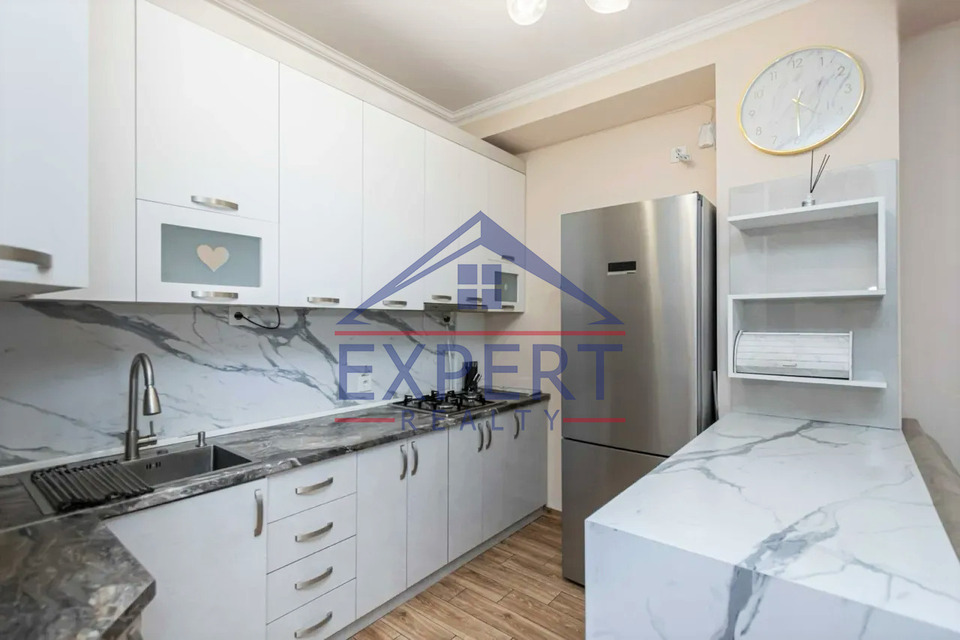 ՔԱՆԱՔԵՌ ԶԵՅԹՈՒՆ, ՊԱՐՈՒՅՐ ՍԵՎԱԿ ՓՈՂՈՑ, 3 ՍԵՆՅԱԿ