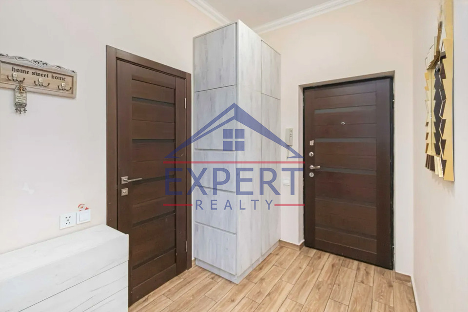 ՔԱՆԱՔԵՌ ԶԵՅԹՈՒՆ, ՊԱՐՈՒՅՐ ՍԵՎԱԿ ՓՈՂՈՑ, 3 ՍԵՆՅԱԿ