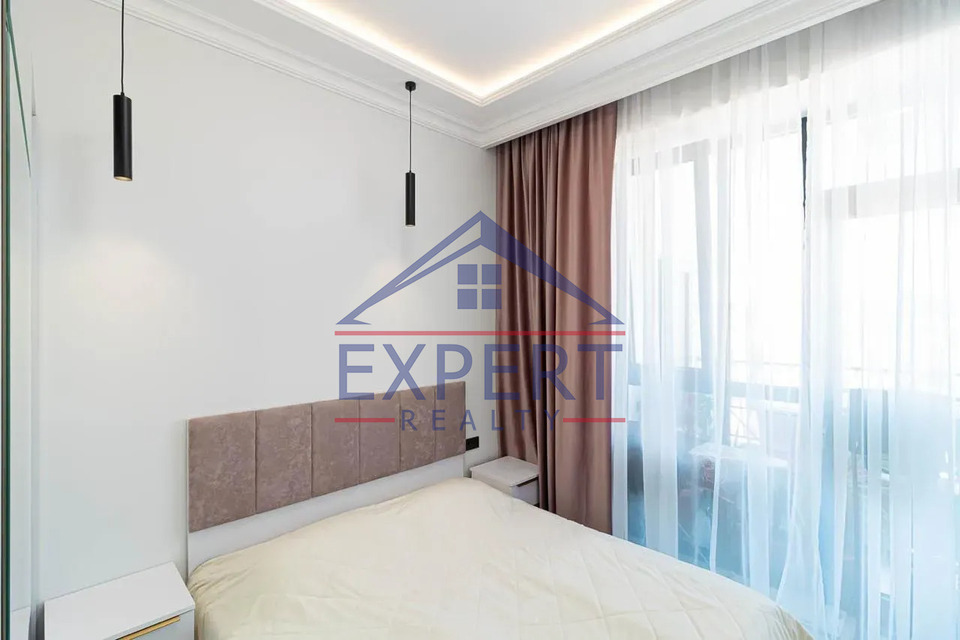 ԱՎԱՆ, ՊԱՐՈՒՅՐ ՍԵՎԱԿԻ ԹԱՂԱՄԱՍ, 3 ՍԵՆՅԱԿ