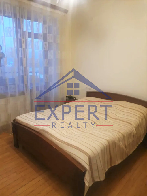 ԿԵՆՏՐՈՆ, ԱՐԳԻՇՏԻ ՓՈՂՈՑ, 3 ՍԵՆՅԱԿ