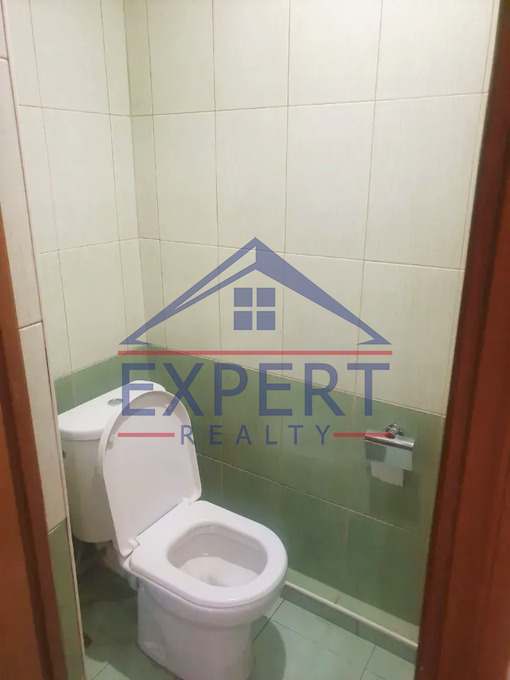 ԿԵՆՏՐՈՆ, ԱՐԳԻՇՏԻ ՓՈՂՈՑ, 3 ՍԵՆՅԱԿ