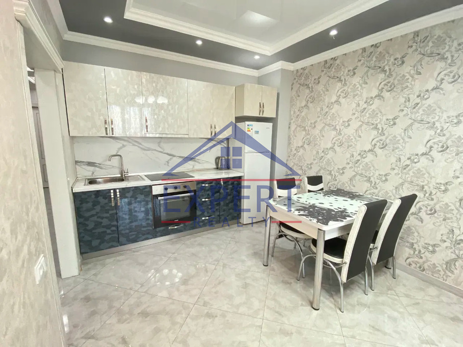 ԱՐԱԲԿԻՐ, ՆԱԻՐԻ ԶԱՐՅԱՆ ՓՈՂՈՑ, 2 ՍԵՆՅԱԿ