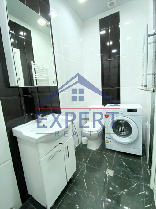 ԱՐԱԲԿԻՐ, ՆԱԻՐԻ ԶԱՐՅԱՆ ՓՈՂՈՑ, 2 ՍԵՆՅԱԿ