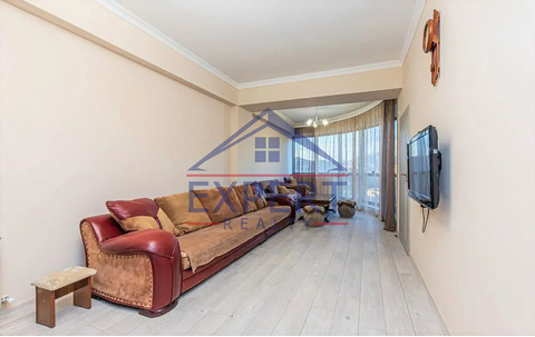 ԿԵՆՏՐՈՆ, ՊԱՐՈՆՅԱՆ ՓՈՂՈՑ, 3 ՍԵՆՅԱԿ