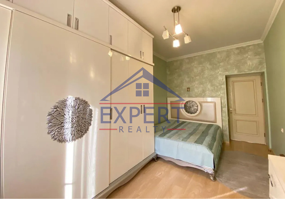 ԿԵՆՏՐՈՆ, ՍԱՐՅԱՆ ՓՈՂՈՑ, 4 ՍԵՆՅԱԿ