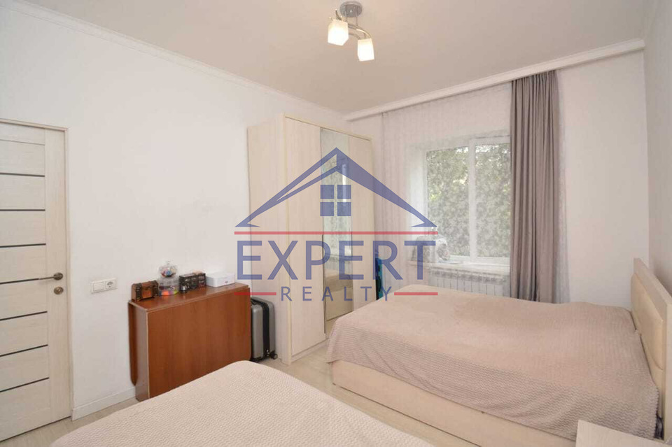 ԿԵՆՏՐՈՆ, ՍԱՅԱԹ-ՆՈՎԱ ՊՈՂՈՏԱ, 2 ՍԵՆՅԱԿ