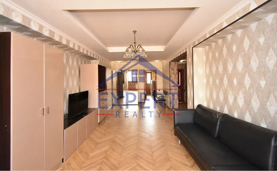 ԿԵՆՏՐՈՆ, ԶԱՔՅԱՆ ՓՈՂՈՑ  3 ՍԵՆՅԱԿ
