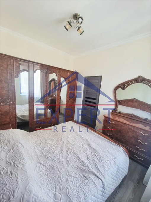 ԿԵՆՏՐՈՆ, ԱՐԳԻՇՏԻ ՓՈՂՈՑ, 2 ՍԵՆՅԱԿ