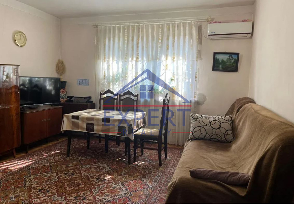 ԿԵՆՏՐՈՆ, ՍԱՅԱԹ ՆՈՎԱ , 4 ՍԵՆՅԱԿ