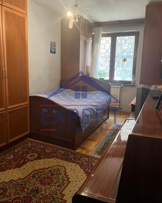 ԿԵՆՏՐՈՆ, ՍԱՅԱԹ ՆՈՎԱ , 4 ՍԵՆՅԱԿ