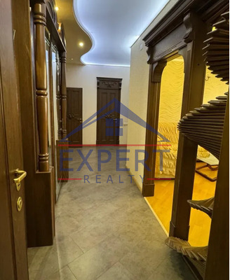 ԿԵՆՏՐՈՆ, ՍԱՅԱԹ ՆՈՎԱ ՊՈՂՈՏԱ, ՍԵՆՅԱԿ