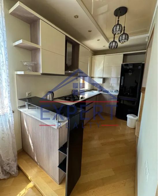 ԿԵՆՏՐՈՆ, ՍԱՅԱԹ ՆՈՎԱ ՊՈՂՈՏԱ,  ՍԵՆՅԱԿ