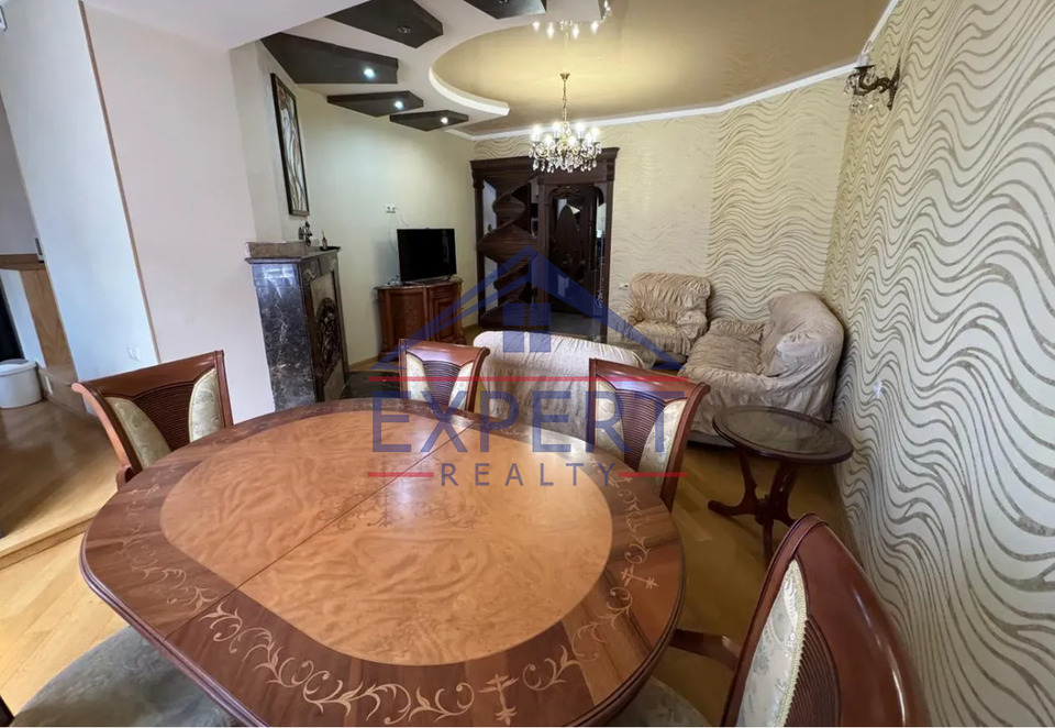 ԿԵՆՏՐՈՆ, ՍԱՅԱԹ ՆՈՎԱ ՊՈՂՈՏԱ,  ՍԵՆՅԱԿ