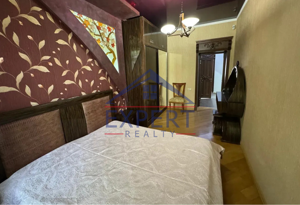 ԿԵՆՏՐՈՆ, ՍԱՅԱԹ ՆՈՎԱ ՊՈՂՈՏԱ,  ՍԵՆՅԱԿ