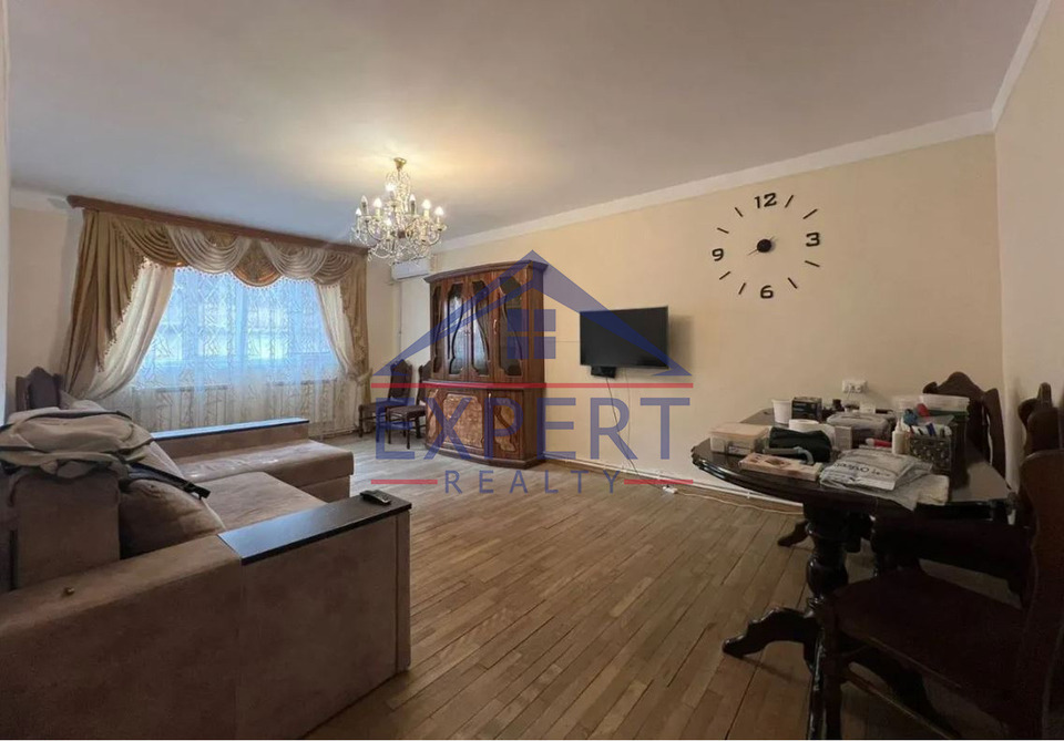 ԷՐԵԲՈՒՆԻ ԱՎԱՆԵՍՈՎԻ ՓՈՂՈՑ  3 ՍԵՆՅԱԿ