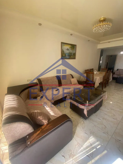 ՇԵՆԳԱՎԻԹ, ՉԵԽՈՎԻ ՓՈՂՈՑ, 4 ՍԵՆՅԱԿ