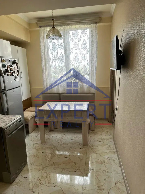 ՇԵՆԳԱՎԻԹ, ՉԵԽՈՎԻ ՓՈՂՈՑ, 4 ՍԵՆՅԱԿ