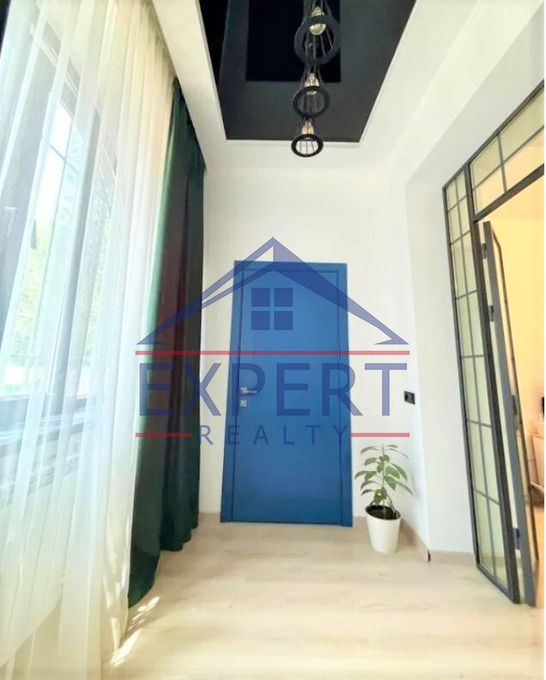 ԱՐԱԲԿԻՐ, ՄԱՄԻԿՈՆՅԱՆՑ ՓՈՂՈՑ, 3 ՍԵՆՅԱԿ